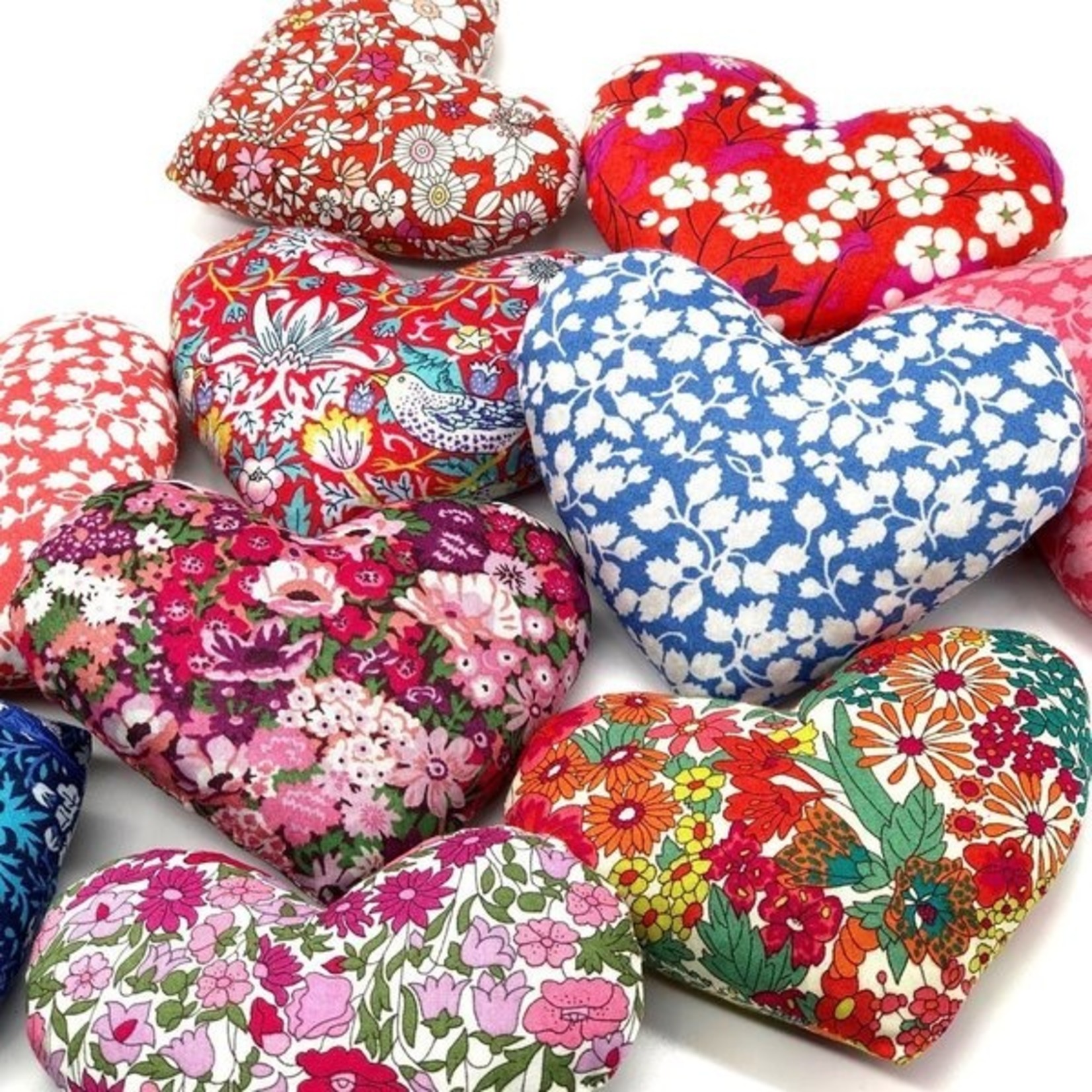 Lime Tree Design Lavender Heart Sachets  (Set of 2)