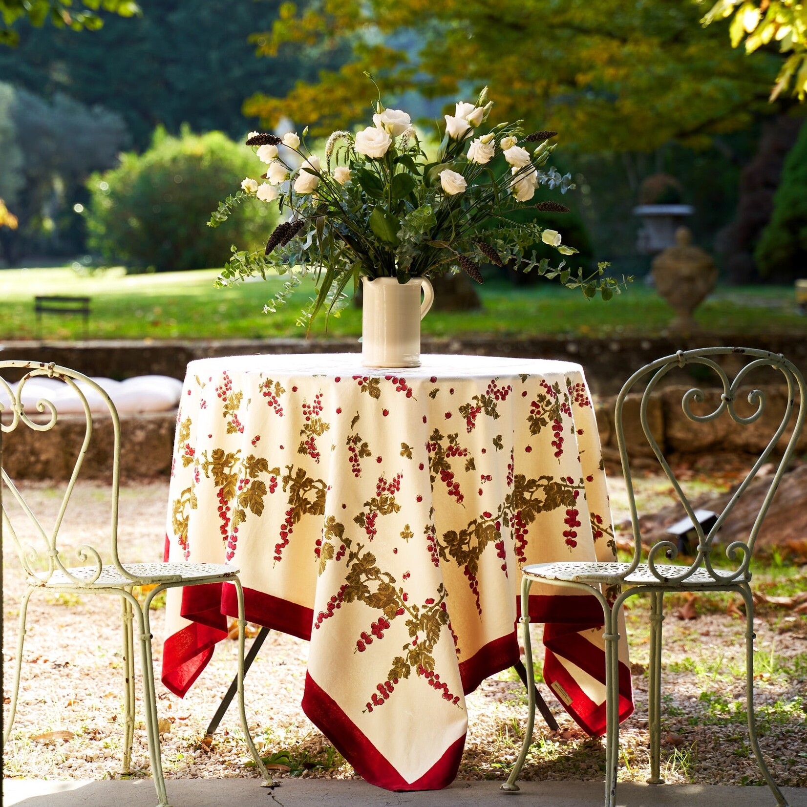 Couleur Nature French Linens in Gooseberry Red & Green