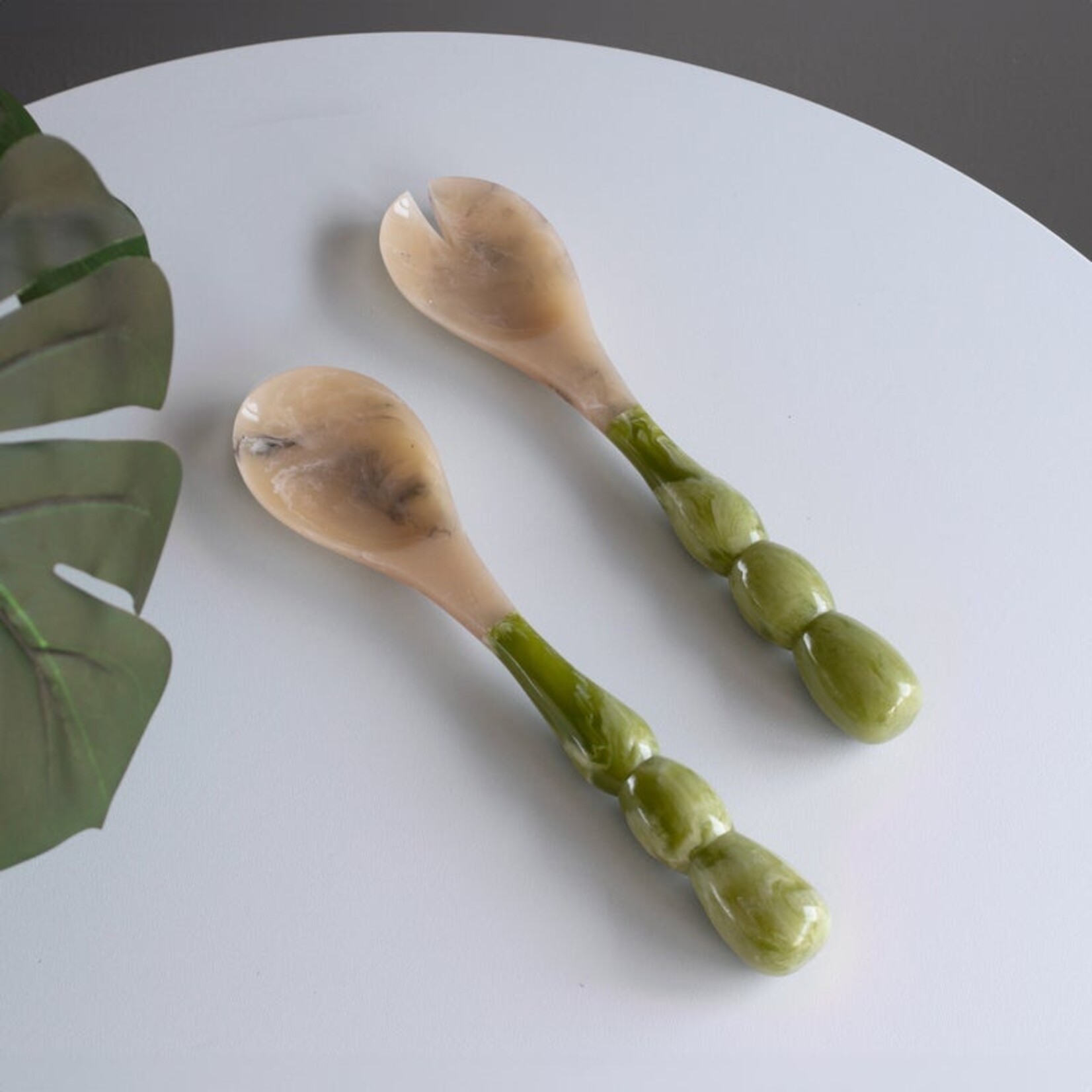 Beatriz Ball Rio Resin Serveware
