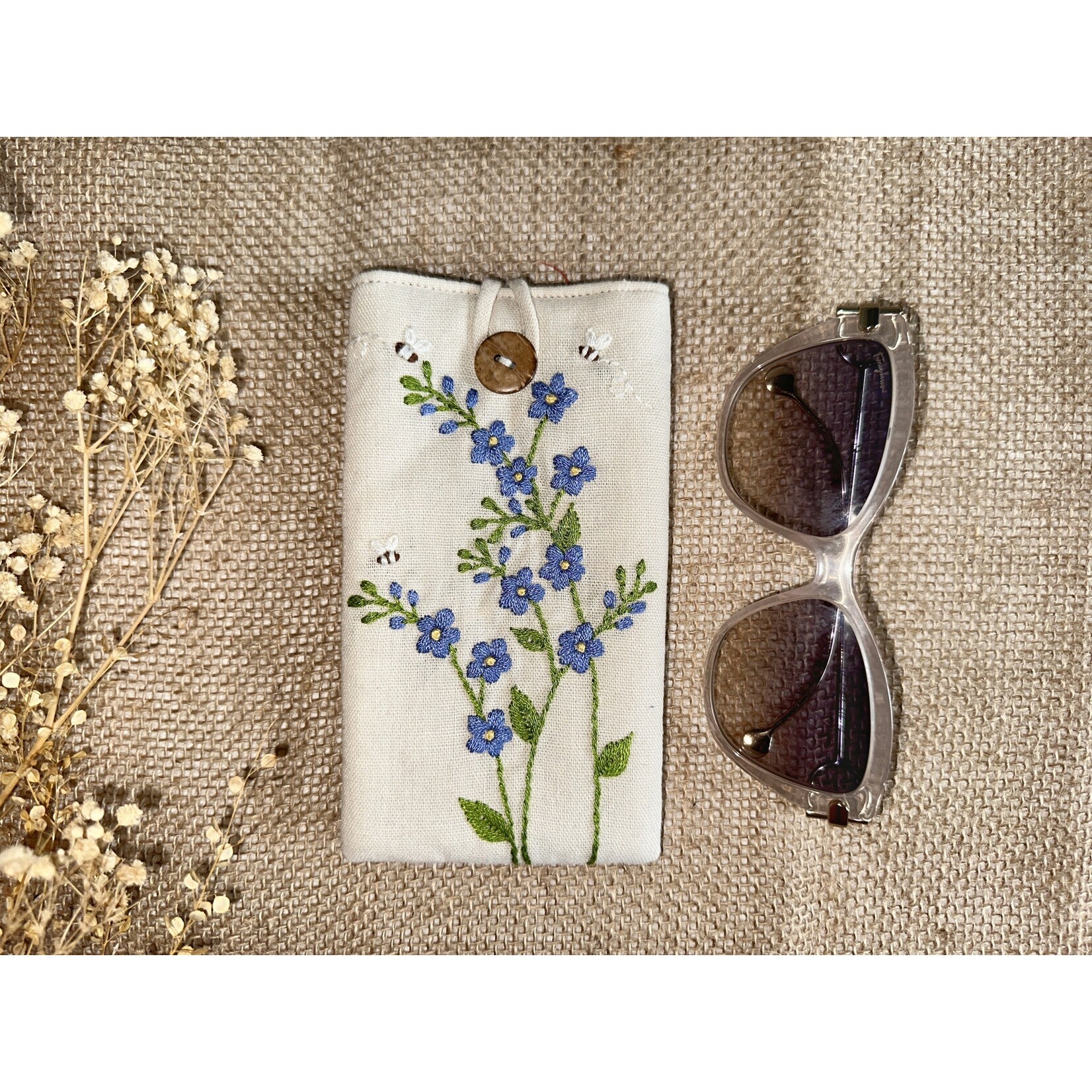 Quince Fables Embroidered Soft Padded Glasses Cases