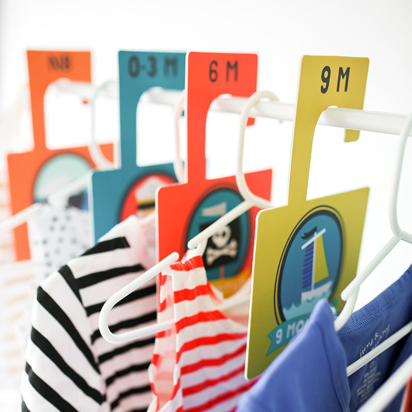 Lucy Darling Newborn Closet Dividers