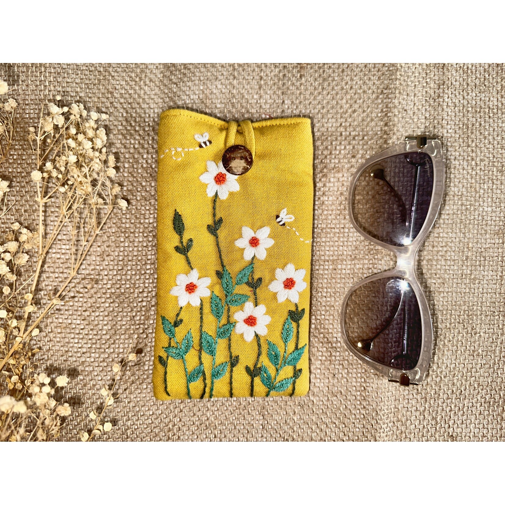 Quince Fables Embroidered Soft Padded Glasses Cases