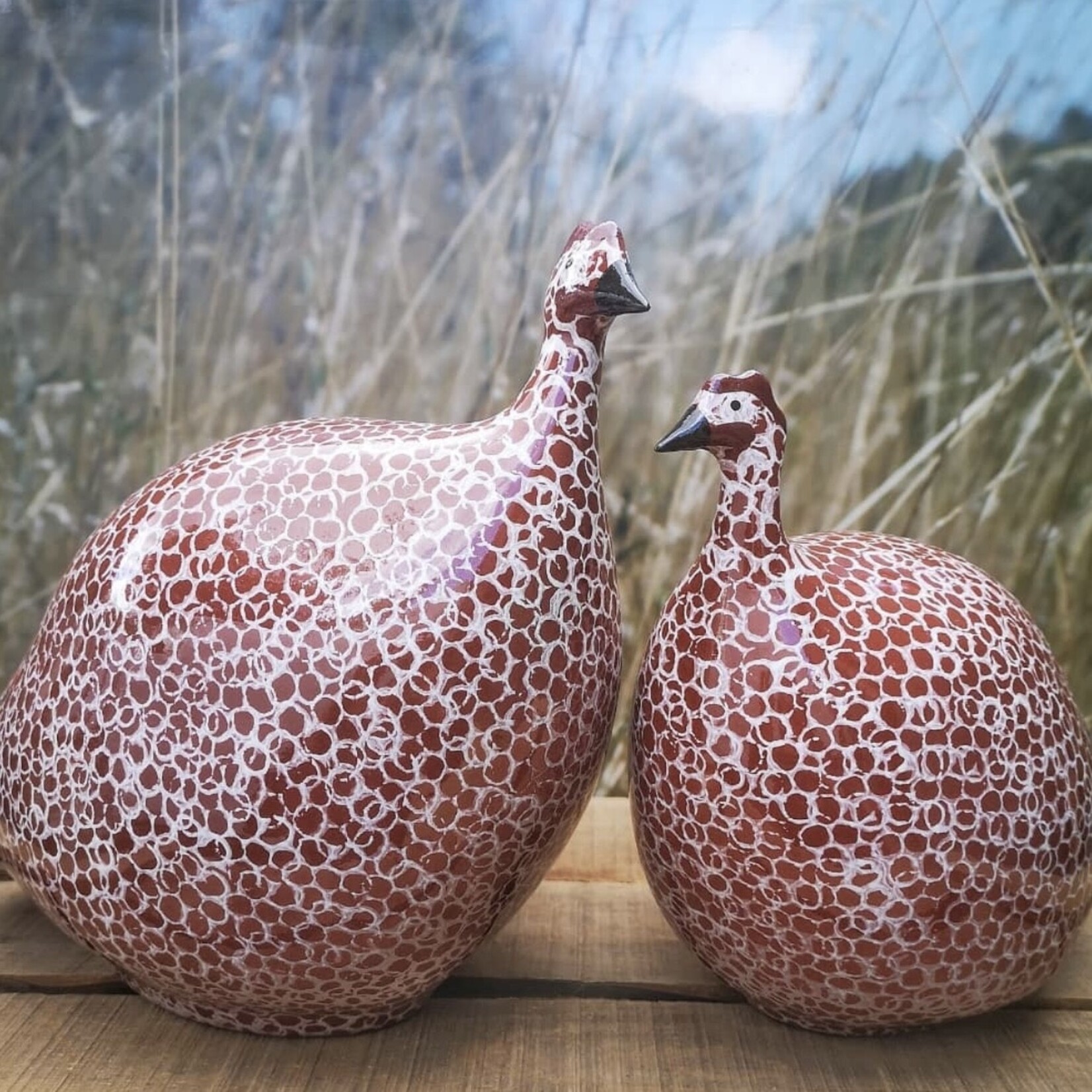 Les Céramiques de Lussan Guinea Fowl Bordeaux Spotted White