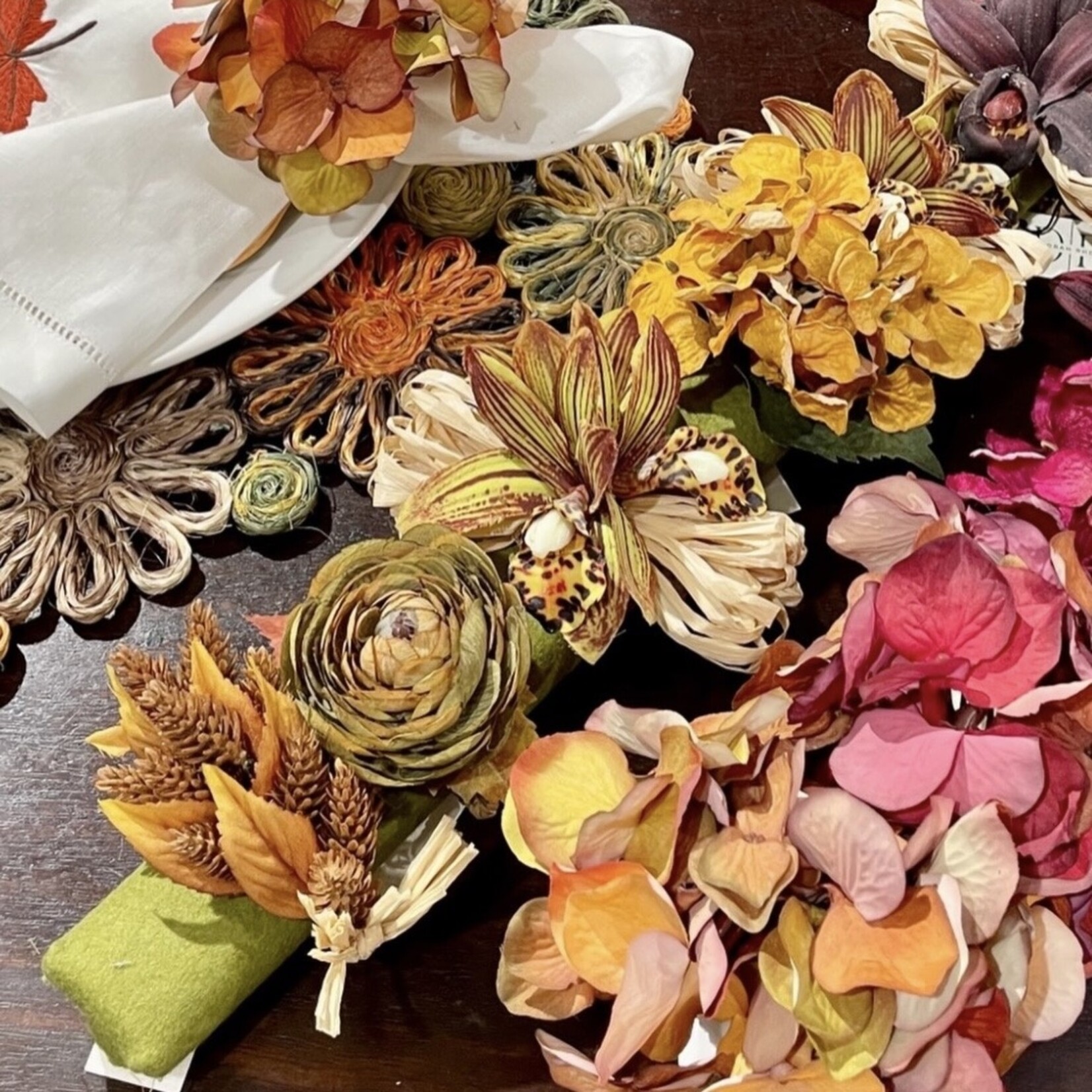 Deborah Rhodes Autumn Napkin Rings (Set of 4)
