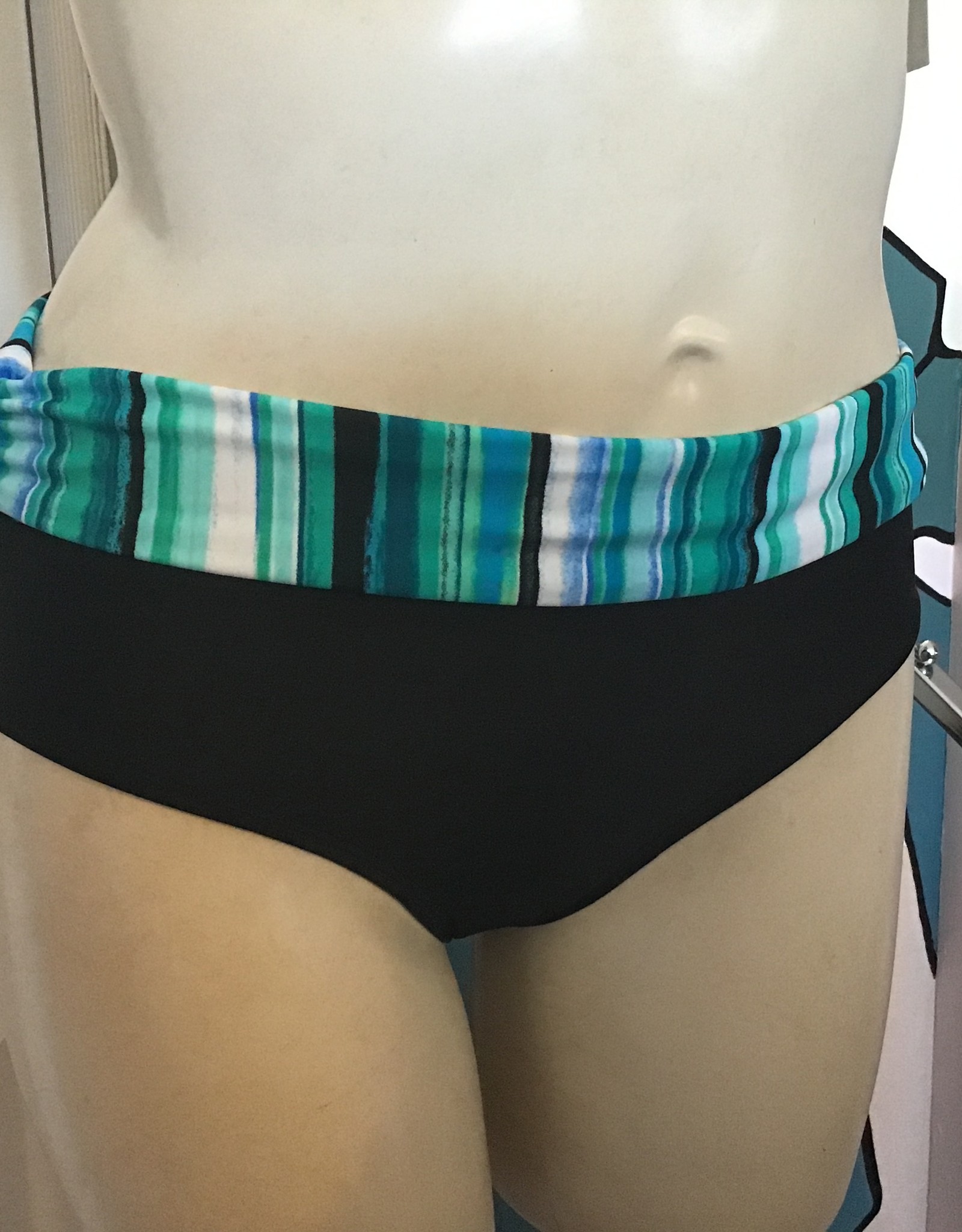 Karmilla Swimwear Sale U4-101