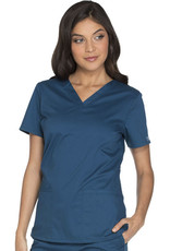 Cherokee Core Stretch Women's V-Neck Top w/ Two Patch Pockets (Regular)