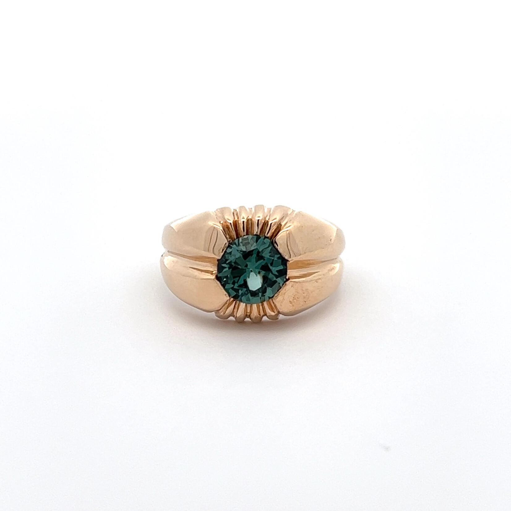 14 Karat Yellow Gold Blue Zircon Ring