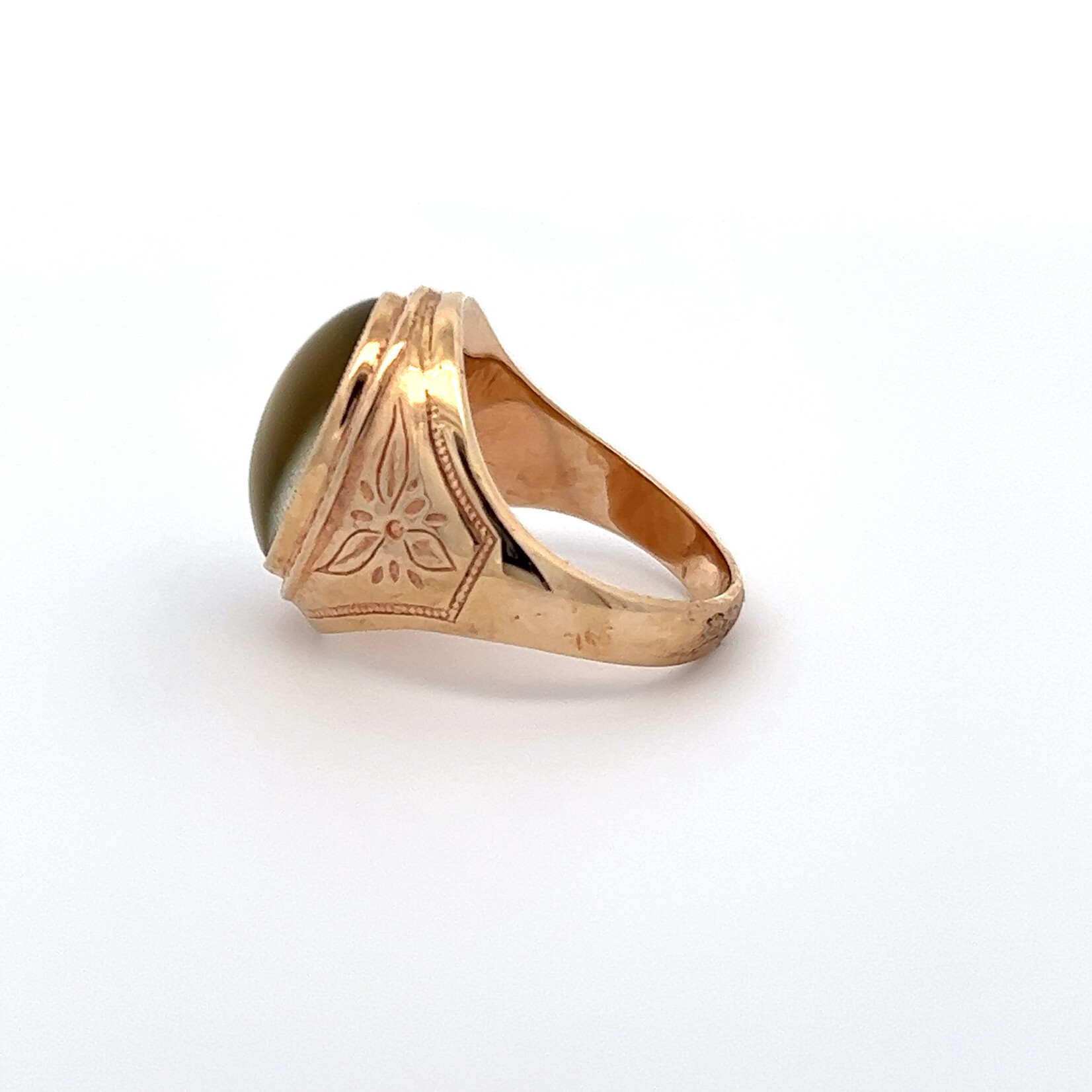18 Karat Yellow Gold Cat's Eye Ring