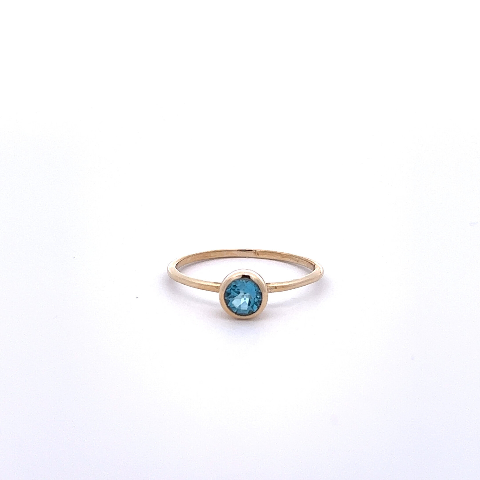 10 Karat Yellow Gold Blue Topaz Ring
