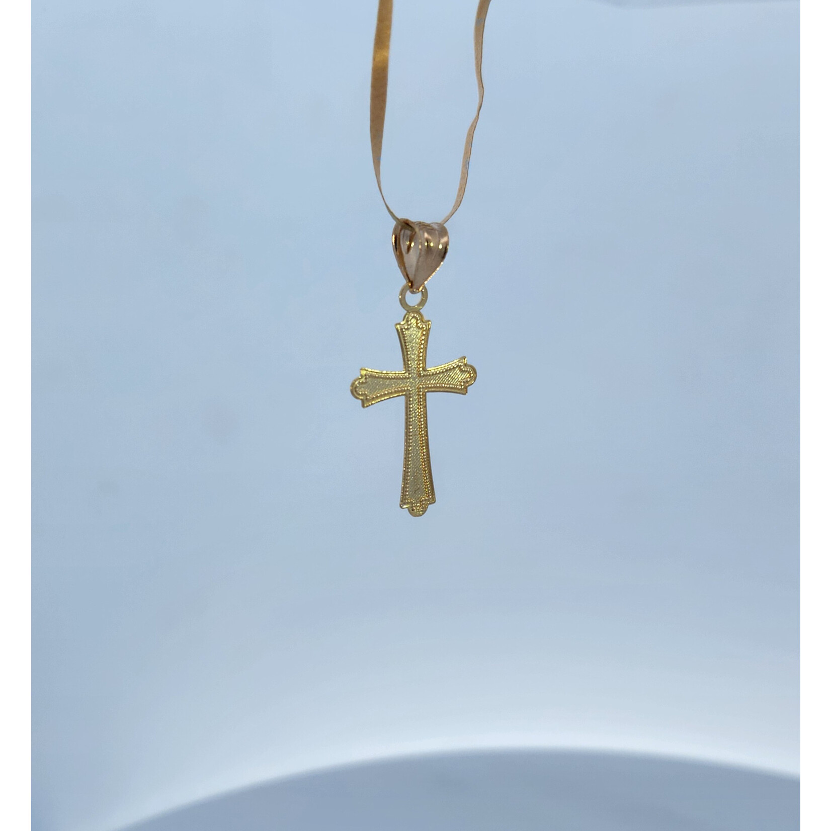 14 Karat Yellow Gold Diamond-Cut Tapered Cross Pendant