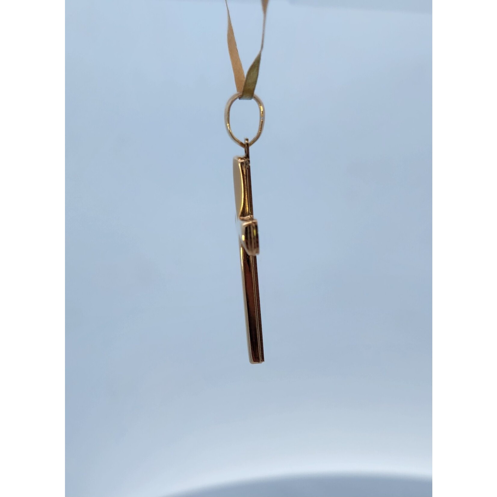 14 Karat Yellow Gold Puffed Curved Cross Pendant