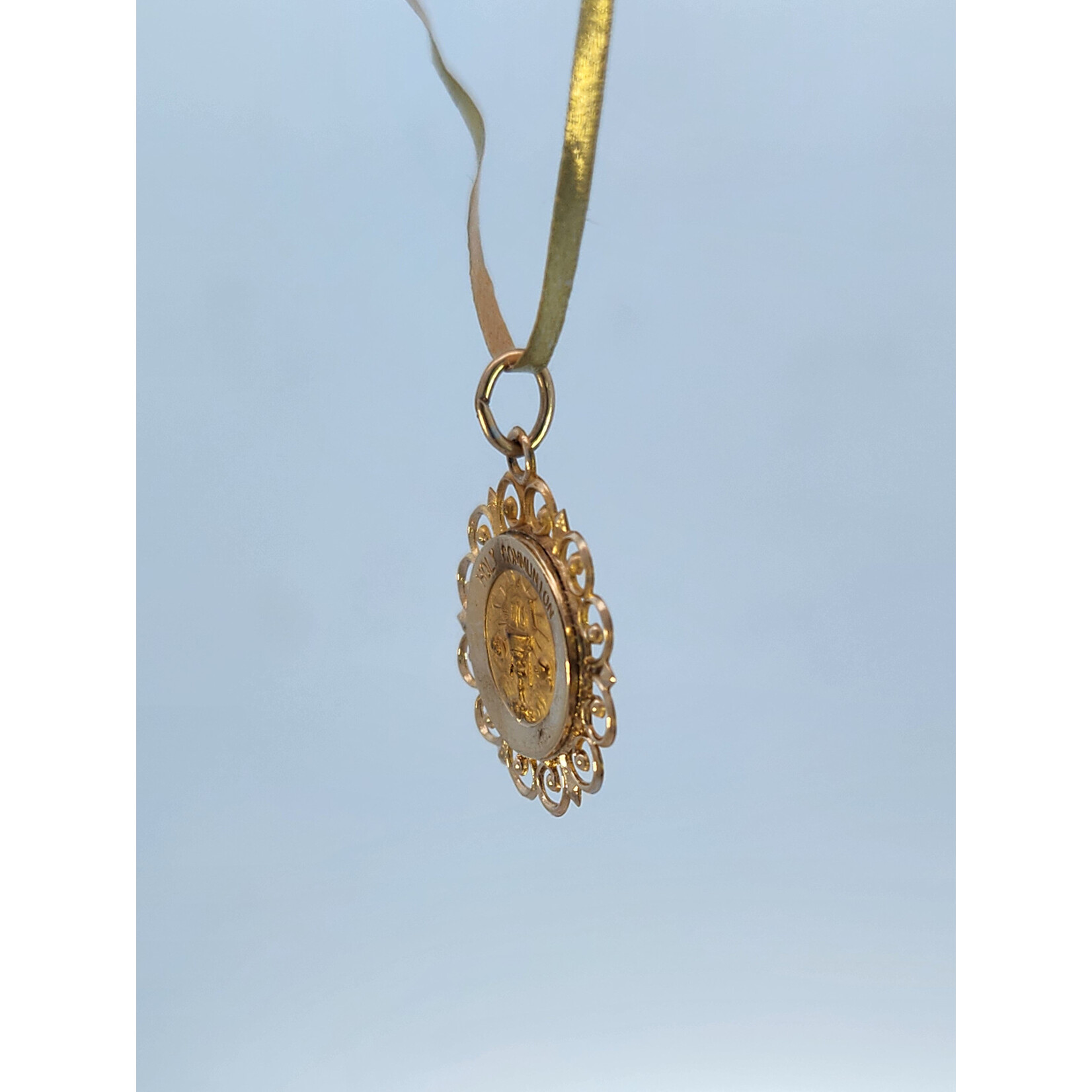 14 Karat Yellow Gold Fancy Holy Communion Medal Charm
