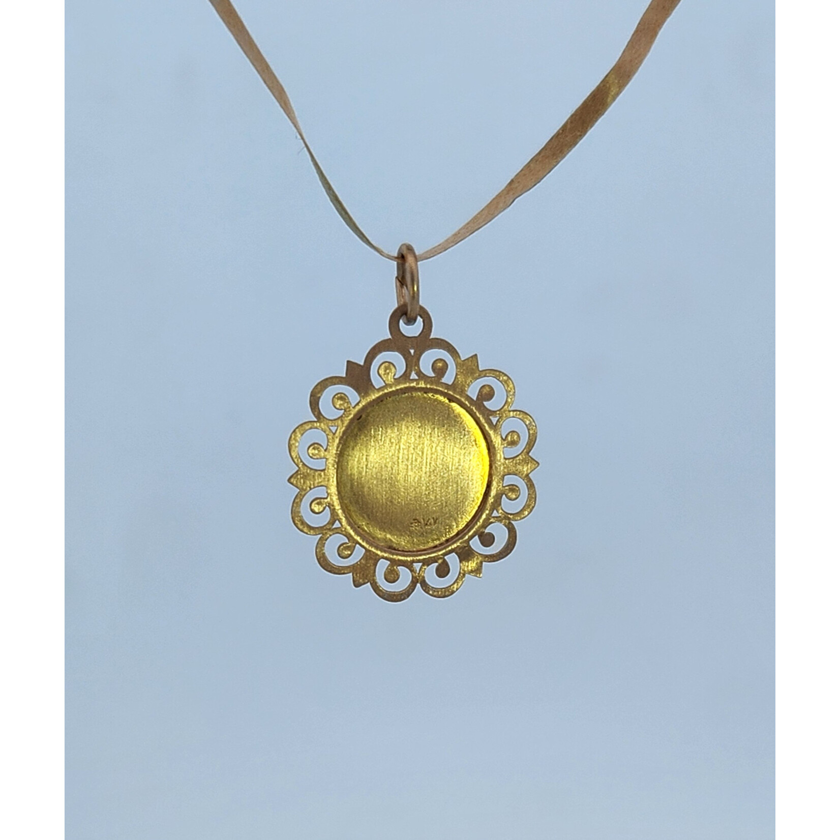 14 Karat Yellow Gold Fancy Holy Communion Medal Charm