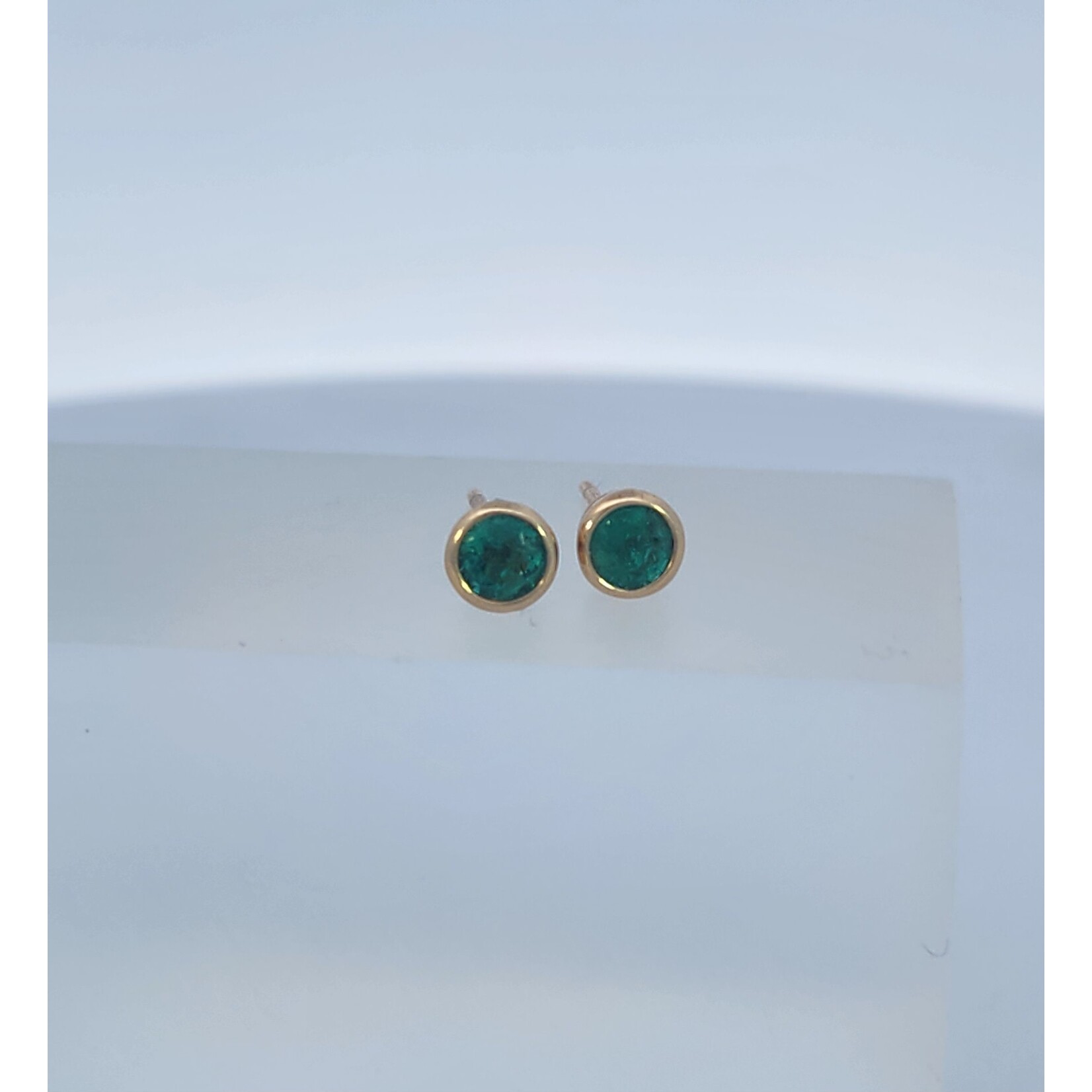 14 Karat Yellow Gold Emerald Bezel set Round studs