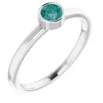 14 Karat White Gold Imitation Alexandrite Ring