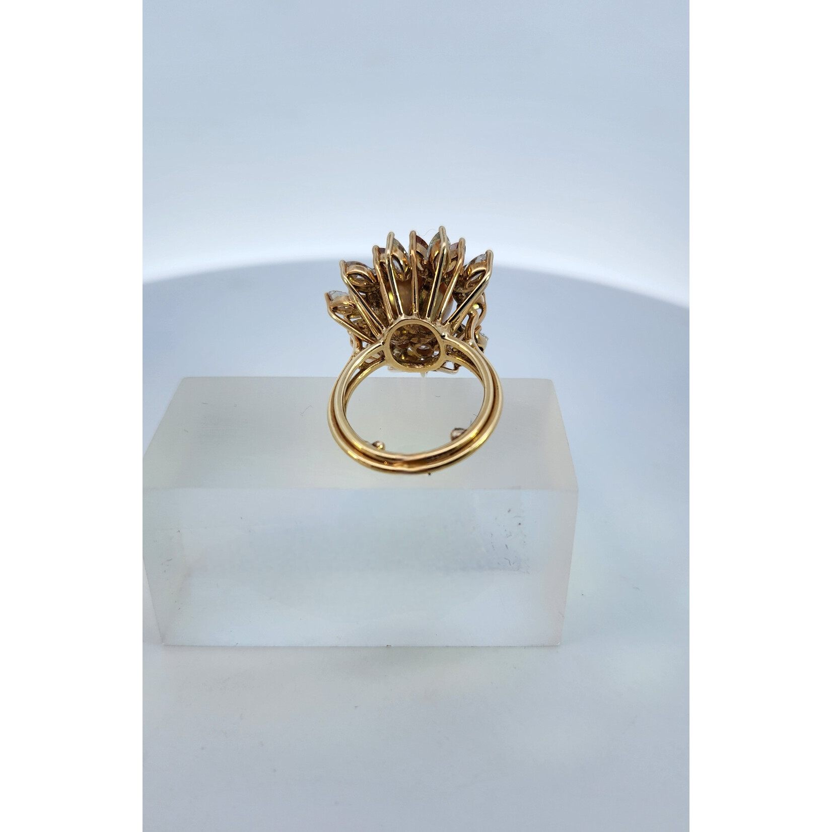 18 Karat Yellow Gold Multi-Color Diamond Ring with Pearl