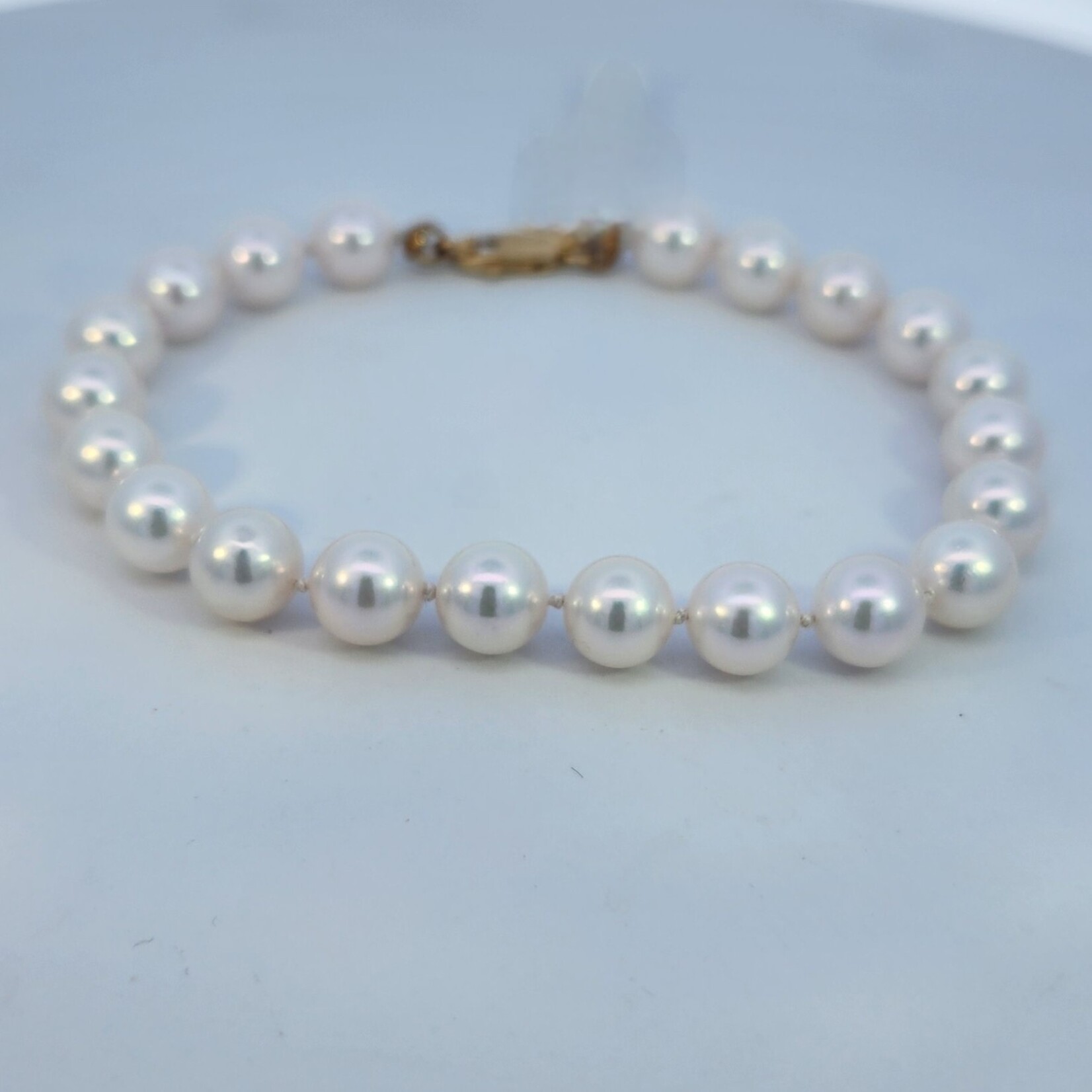 7-7.5 mm Cultured Pearl Bracelet with 14 Karat Yellow Gold Clasp
