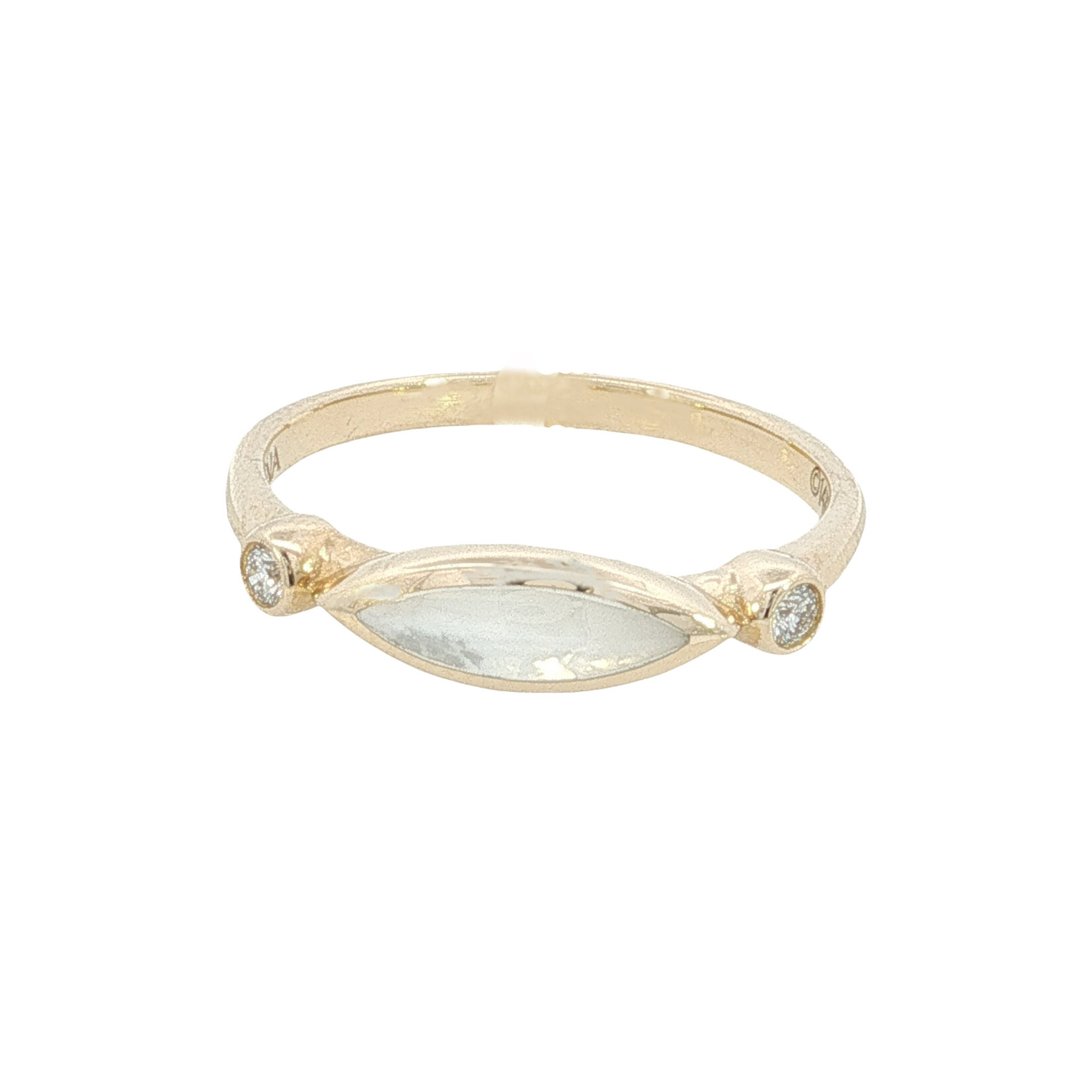 Kabana Kabana 14 Karat Yellow Gold White Mother of Pearl Inlay Ring