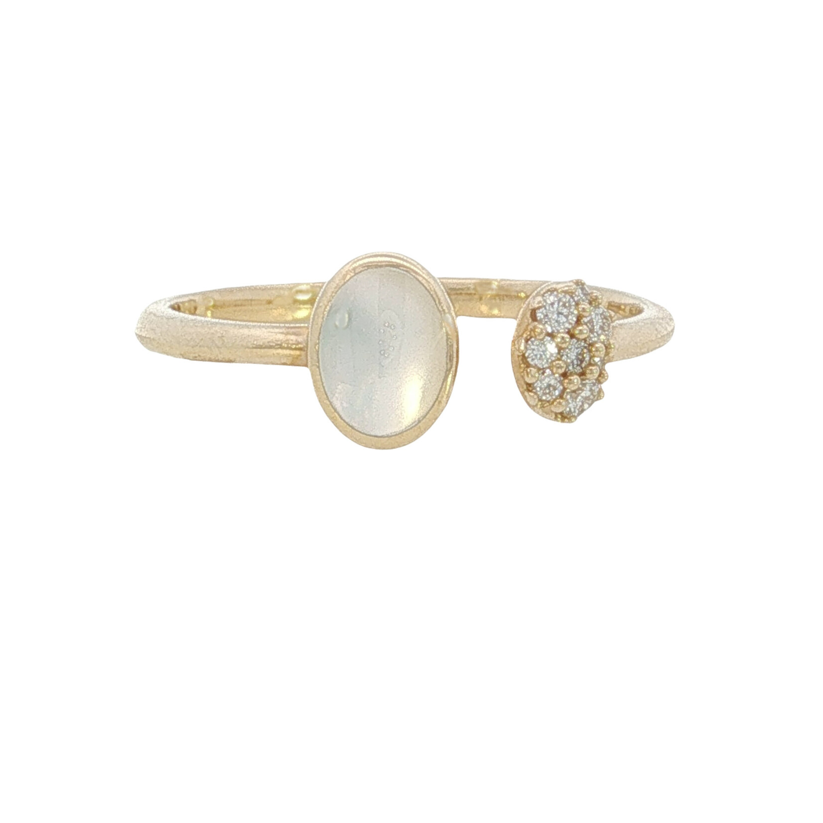 Kabana Kabana 14 Karat Yellow Gold Mother of Pearl and Diamond Ring