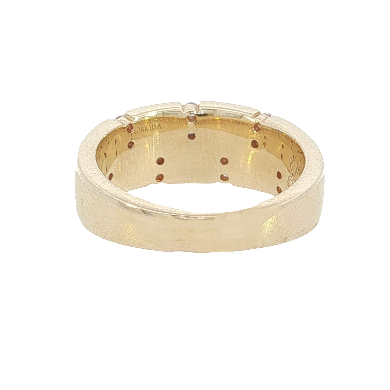 Kabana Kabana 14 Karat Yellow Gold Multi-Colored Spiny Oyster and Diamond Ring