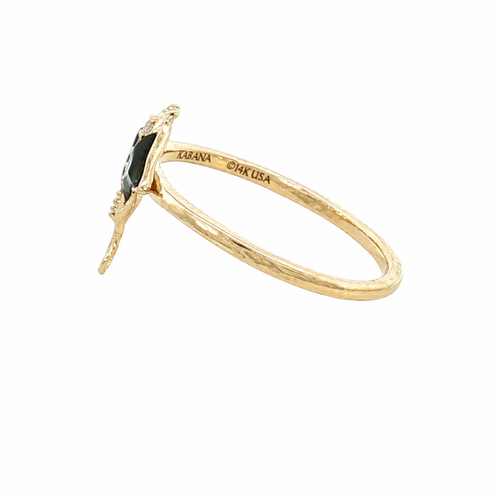 Kabana 14 Karat Yellow Gold Black Mother of Pearl Stingray and Diamond Ring