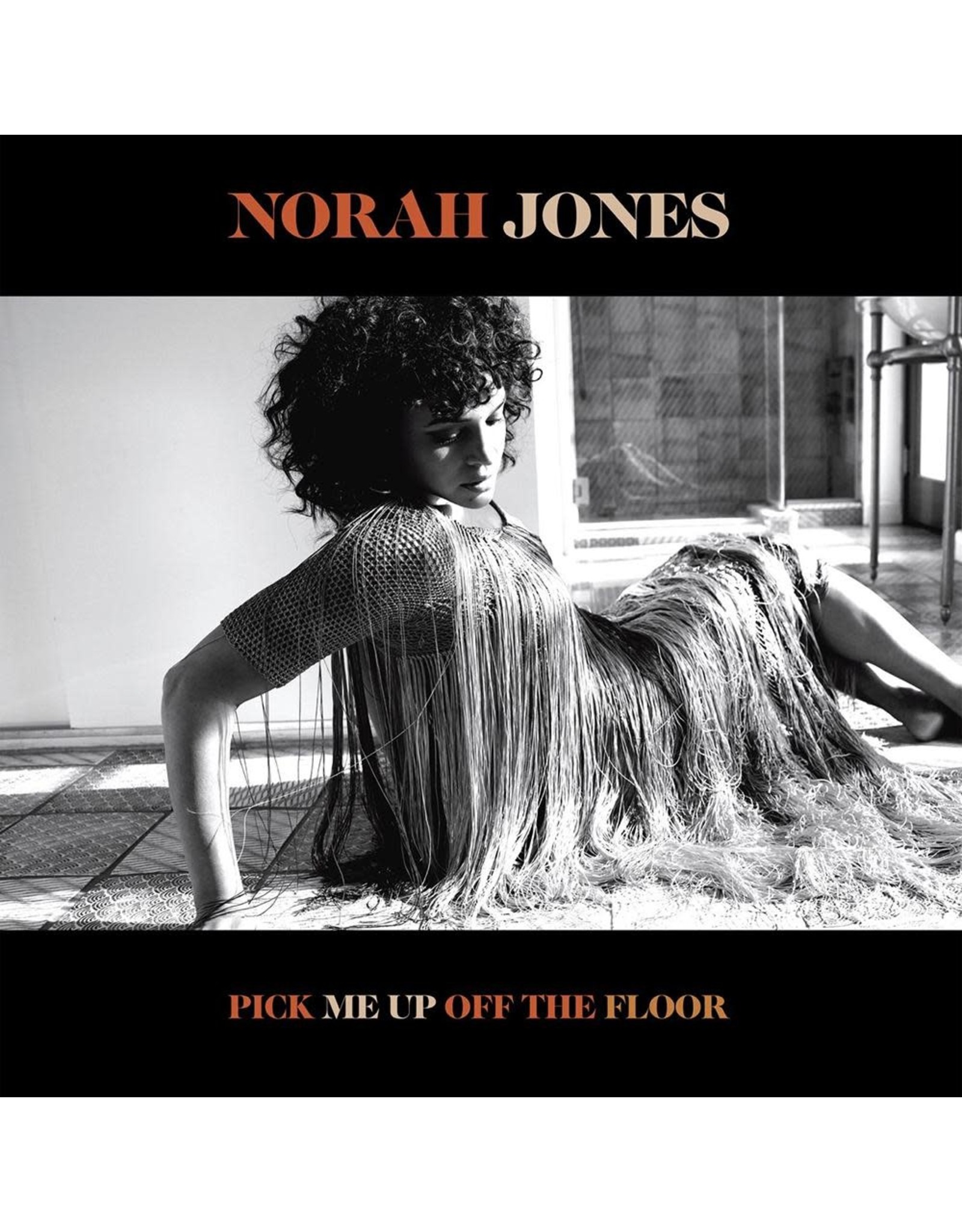 Norah Jones - Pick Me Up Off The Floor (Exclusive Black / White Vinyl)