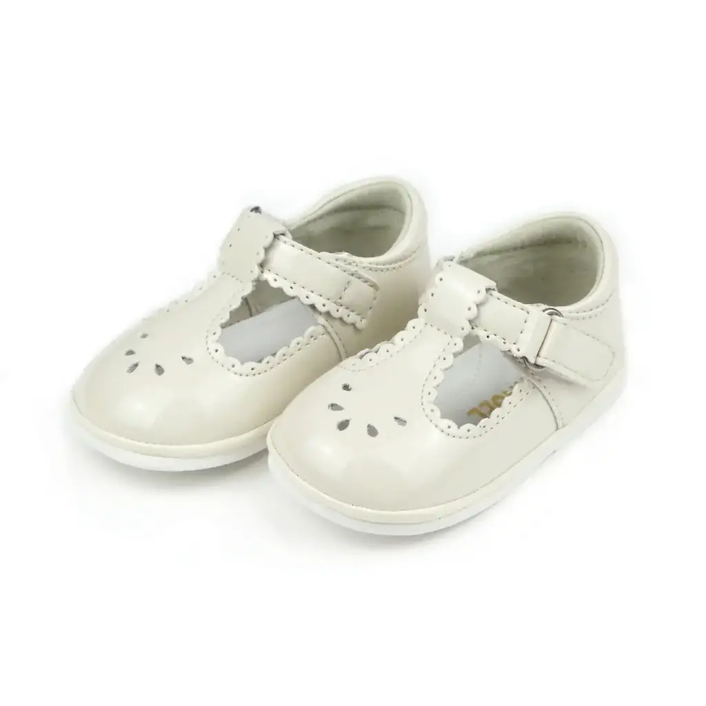 L'Amour Dottie Scalloped Mary Jane