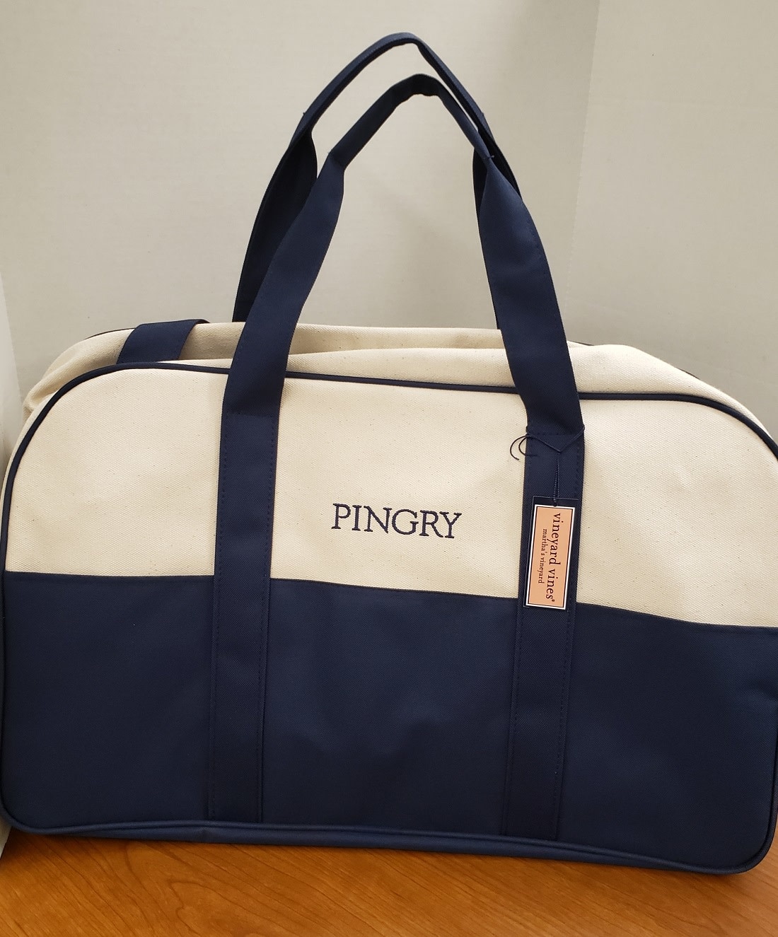 vineyard vines overnight bag