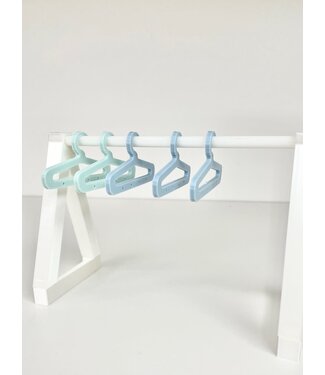Mini Designs 2024 Mini Designs / Little Hangers - Spirit Earrings