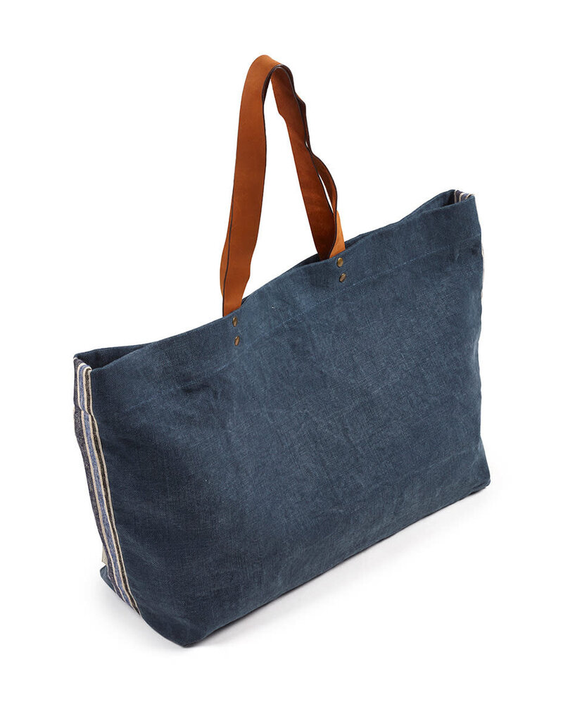 The Galloper Shouldersac Bastion 17.7x14.2x5.9"