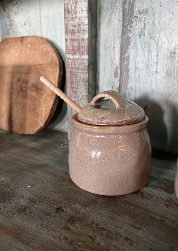 Stoneware Honey Jar w/wood honey dipper