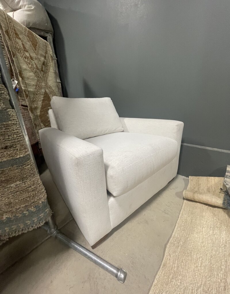 Rowe Furniture Moore Chair 102CR-19 Natural 50% OFF!