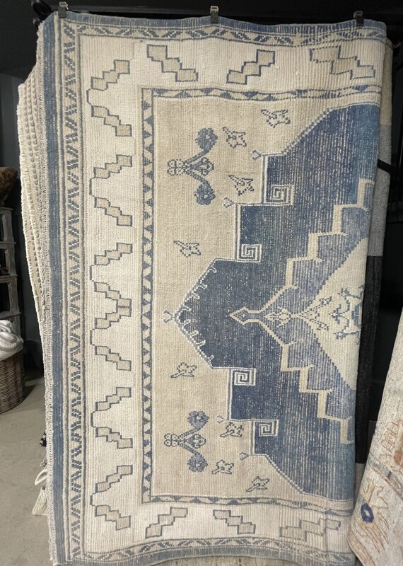 5548003 - 8'2x10 - Oushak Rug