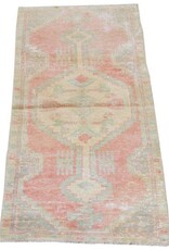 6299939 - 1'10 x 4'3 - Vintage Turkish Anatolian Rug