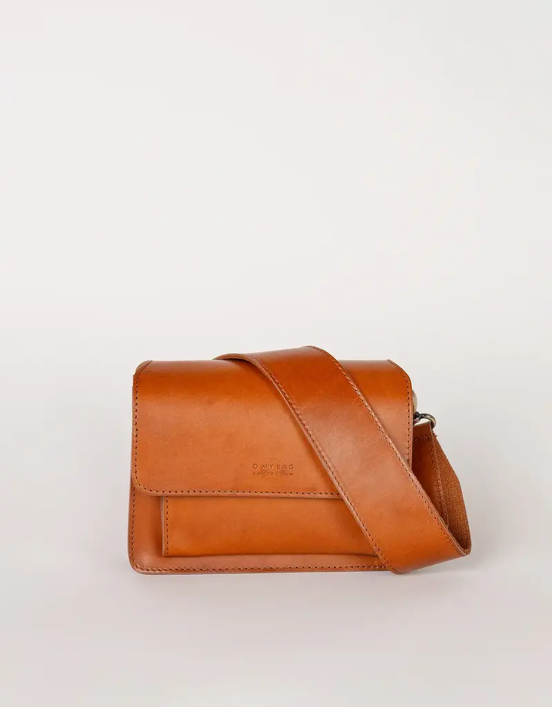 Round Top Mini Classic Leather Purse in Cognac