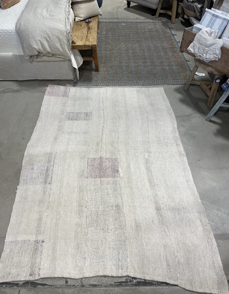 4012 - 4'9 x 7'3 -Hemp Rug