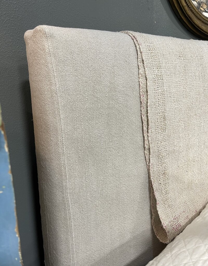 Aimee Bed - King  Desert Linen - Natural