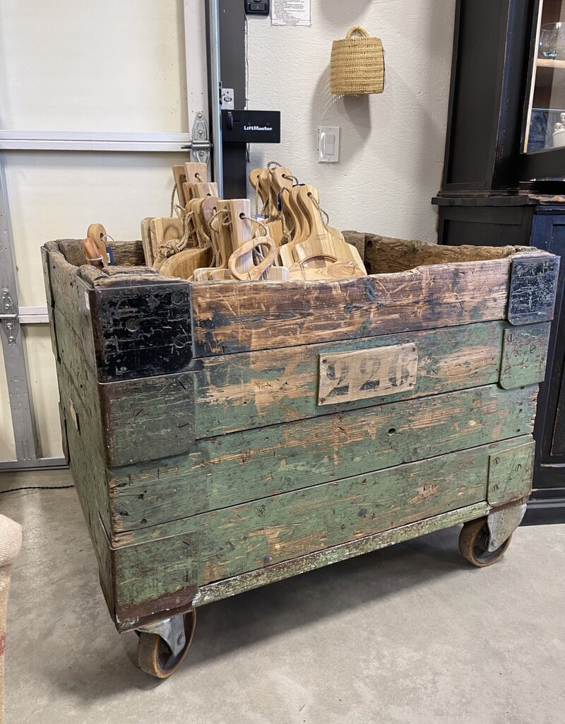INDUSTRIAL CART 40" L x 32" W x 23" D x 32" H