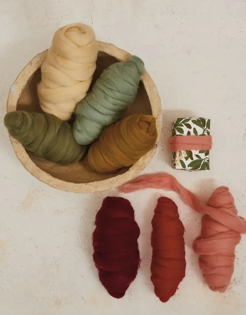 10 Yard Wool Felt Roving Yarn, Goldenrod