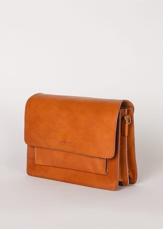 Round Top Classic Leather Purse in Cognac