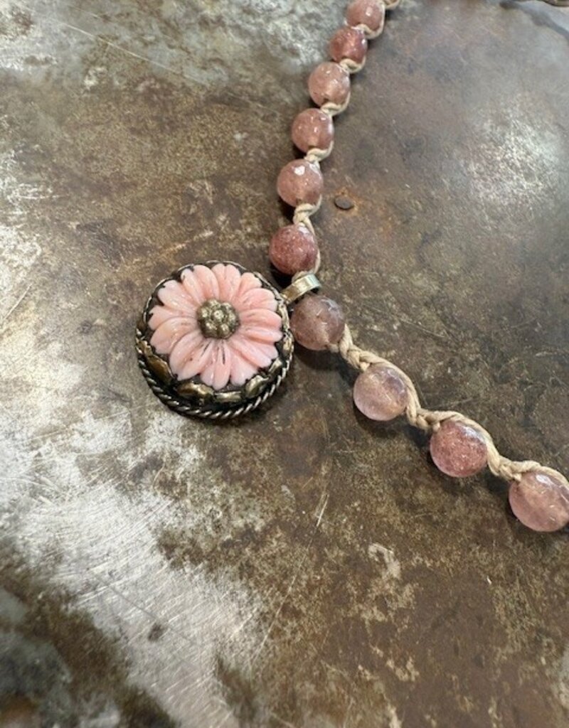 Jones and Muse Pink Carved Mini Flower