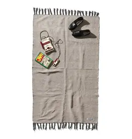 College Rug - Ivory 41 x 69