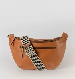 Desiree Maxi Crossbody Bag in Wild Oak Soft Grain Leather - 2 Straps: Checkered & Soft Oak