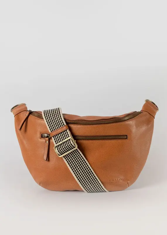 Desiree Maxi Bum Bag in Wild Oak Soft Grain Leather - 2 Straps: Checkered & Soft Oak