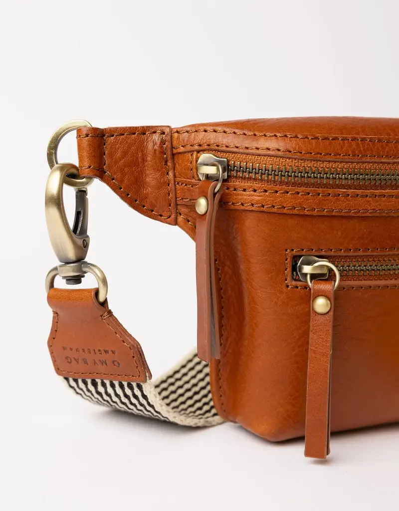 Des Mini Bum Bag in Cognac Stromboli Leather - Checkered Strap