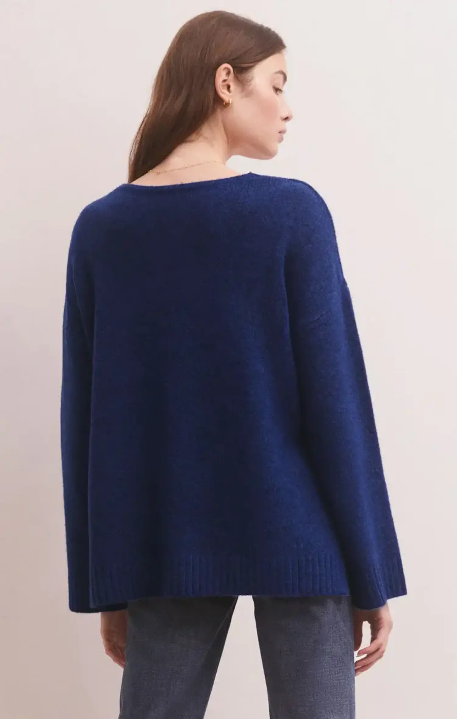 Modern Sweater Space Blue - The District On Main