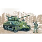 Italeri . ITA 1/35 M4-A1 Sherman Tank