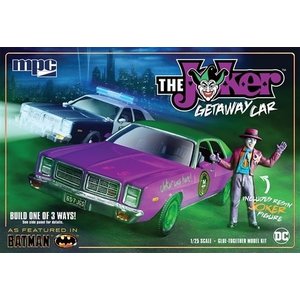MPC . MPC 1/25 ’78 Dodge Monaco Joker Getaway Car