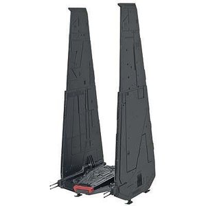 Revell Monogram . RMX Kylo Ren’s Comm Shuttle