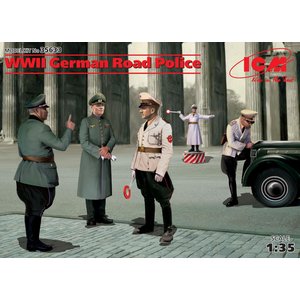 Icm . ICM WWII German Road Police (5 figures)